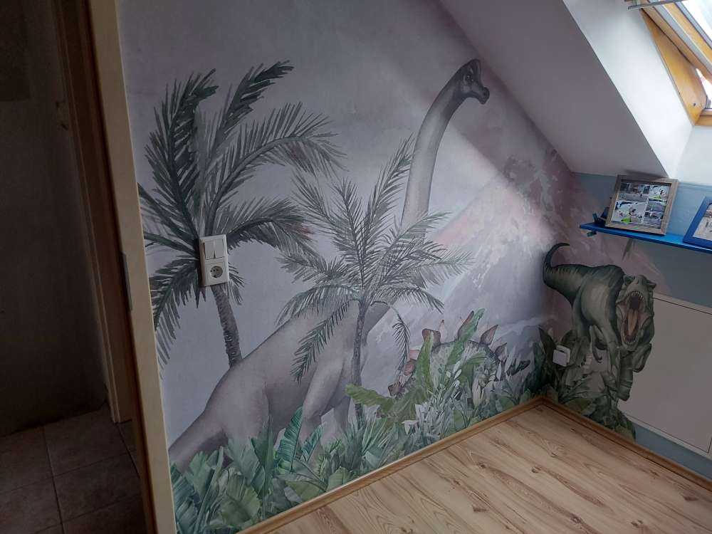 Dino ligger i nærheten av en vulkan