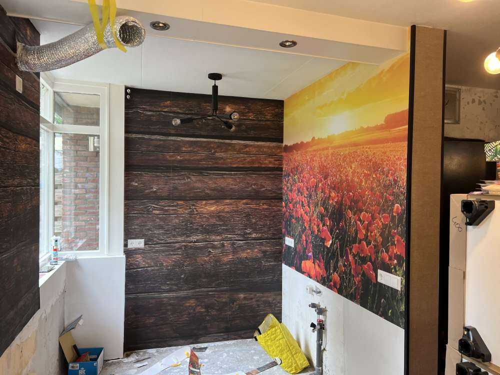 Vallmor och solnedgång