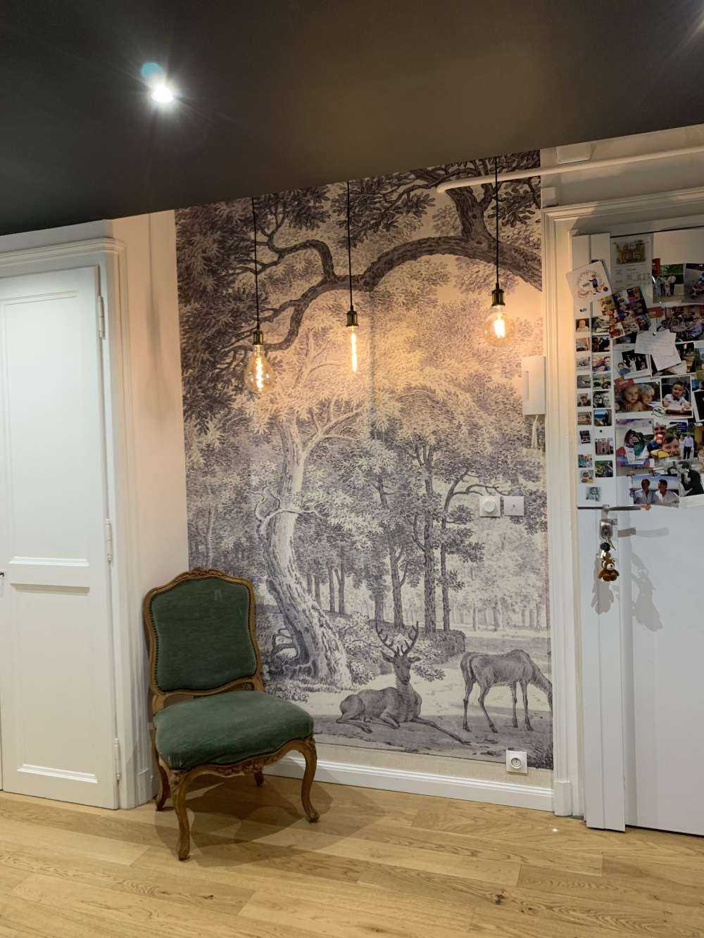 Skovudsigt med to hjorte