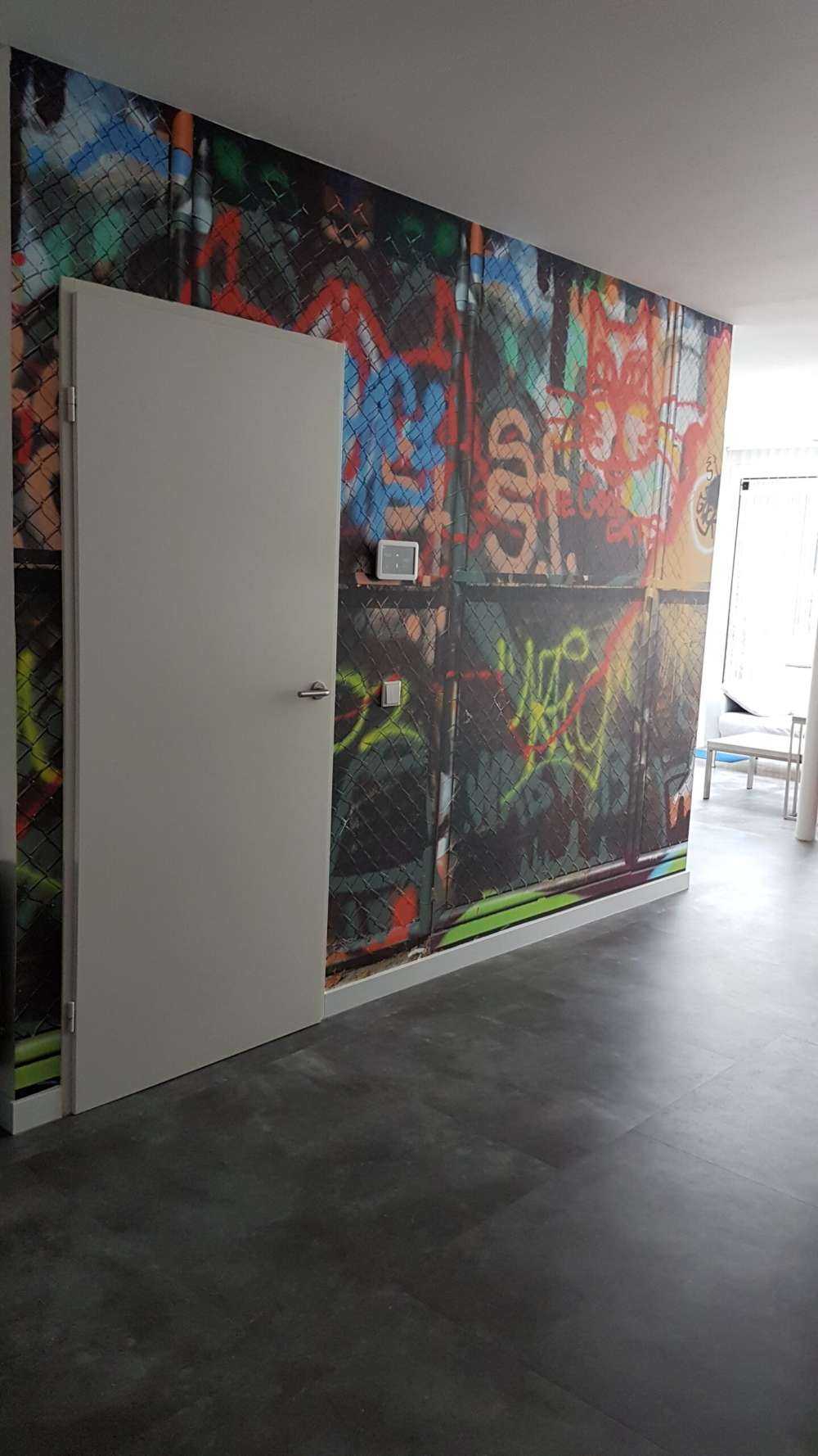 Graffiti på ståldøre
