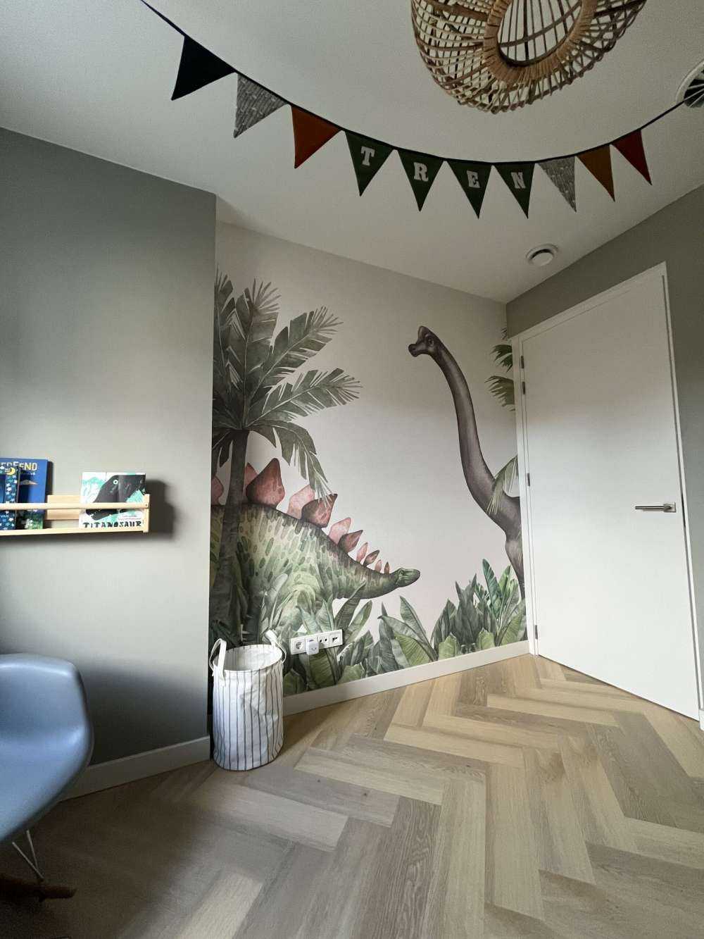 Dinosaurer i jungelen