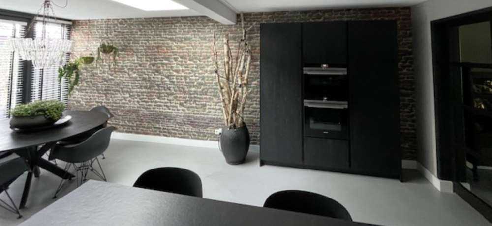 Vägg av gamla tegelstenar