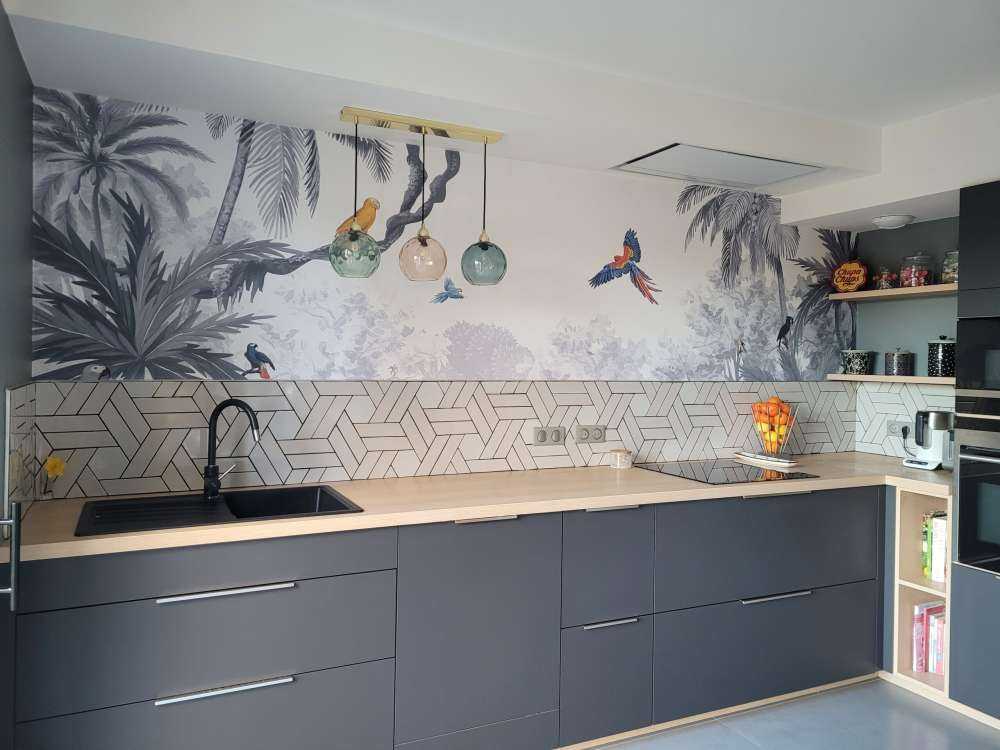 Canopy Jungle - Black and White