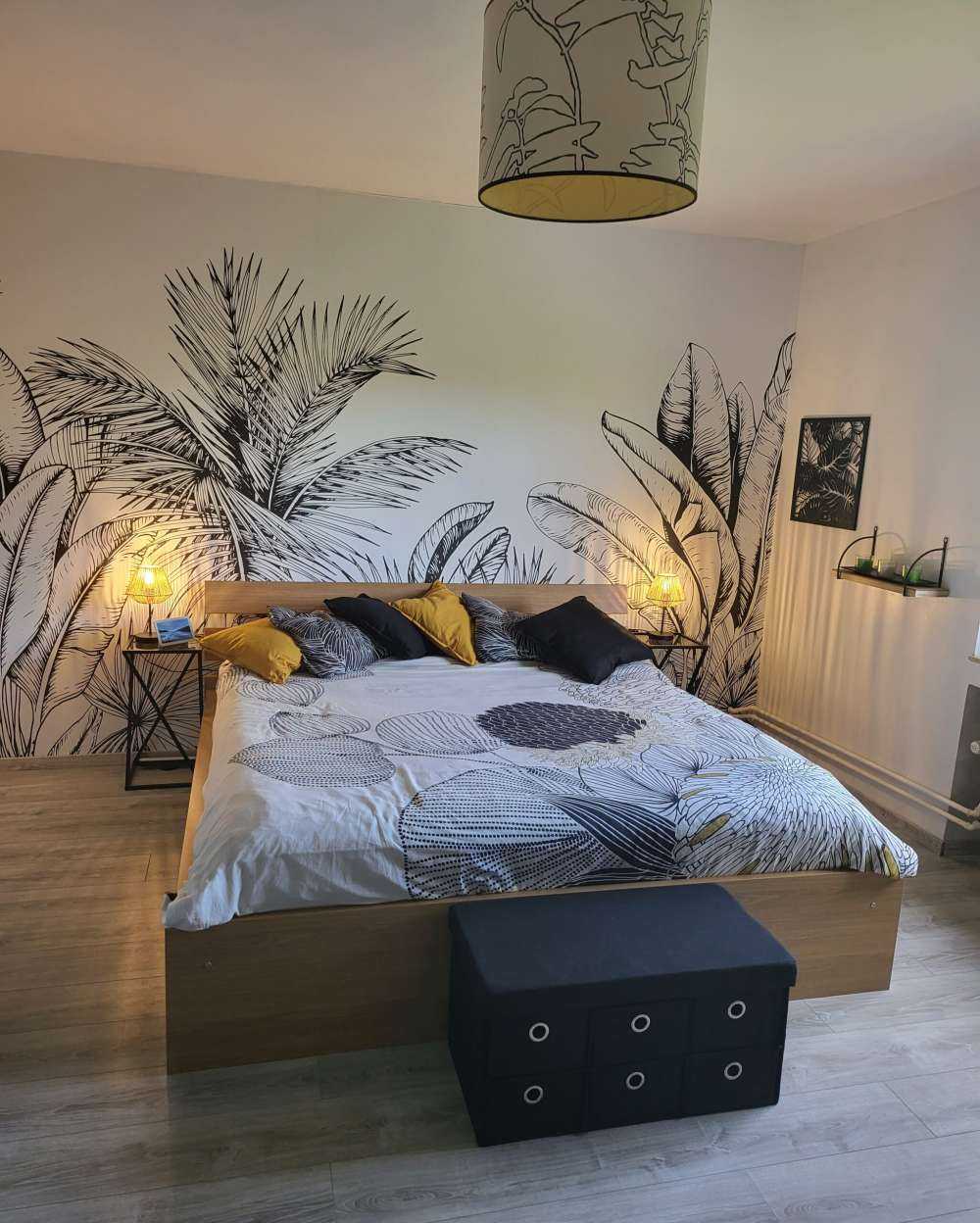 Palmer och bananblad