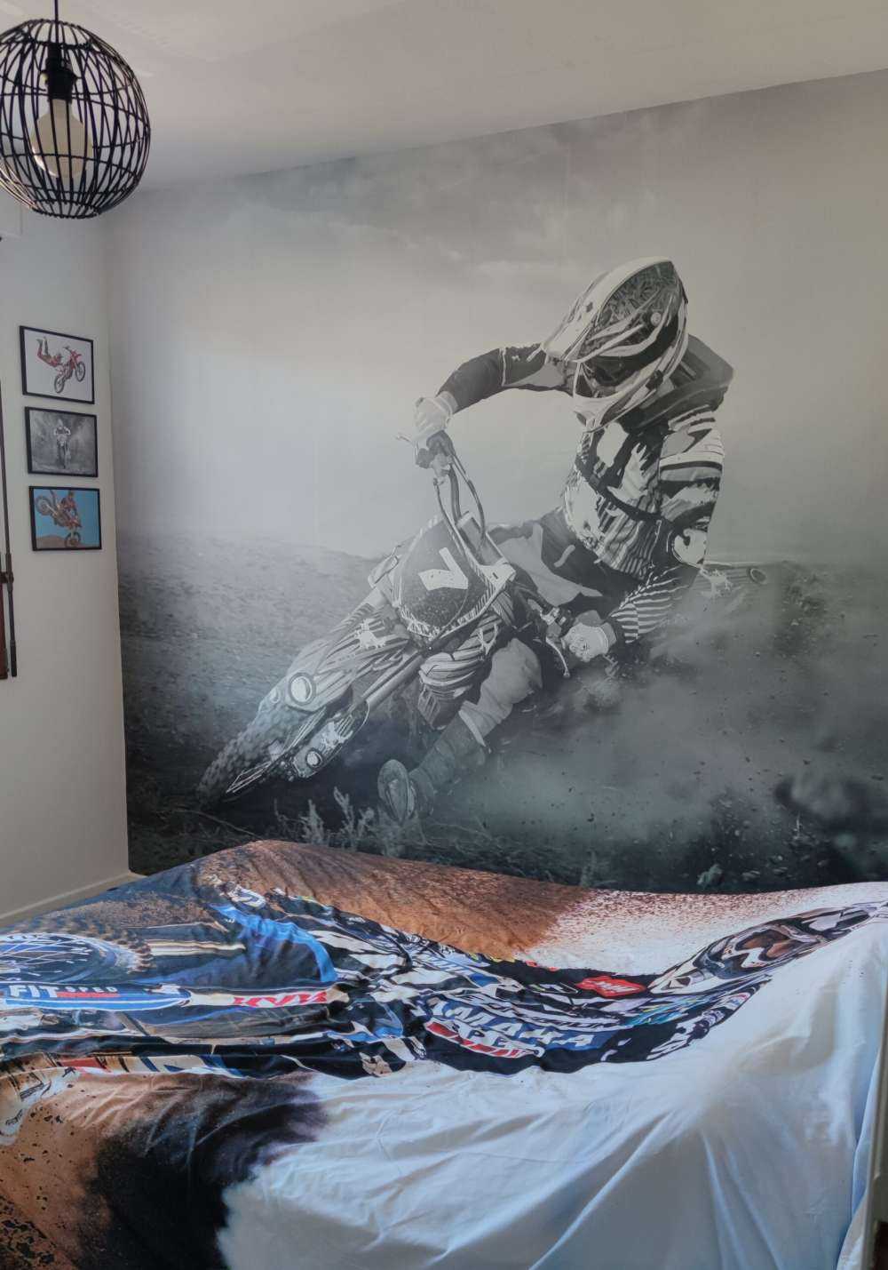 Motocrosser