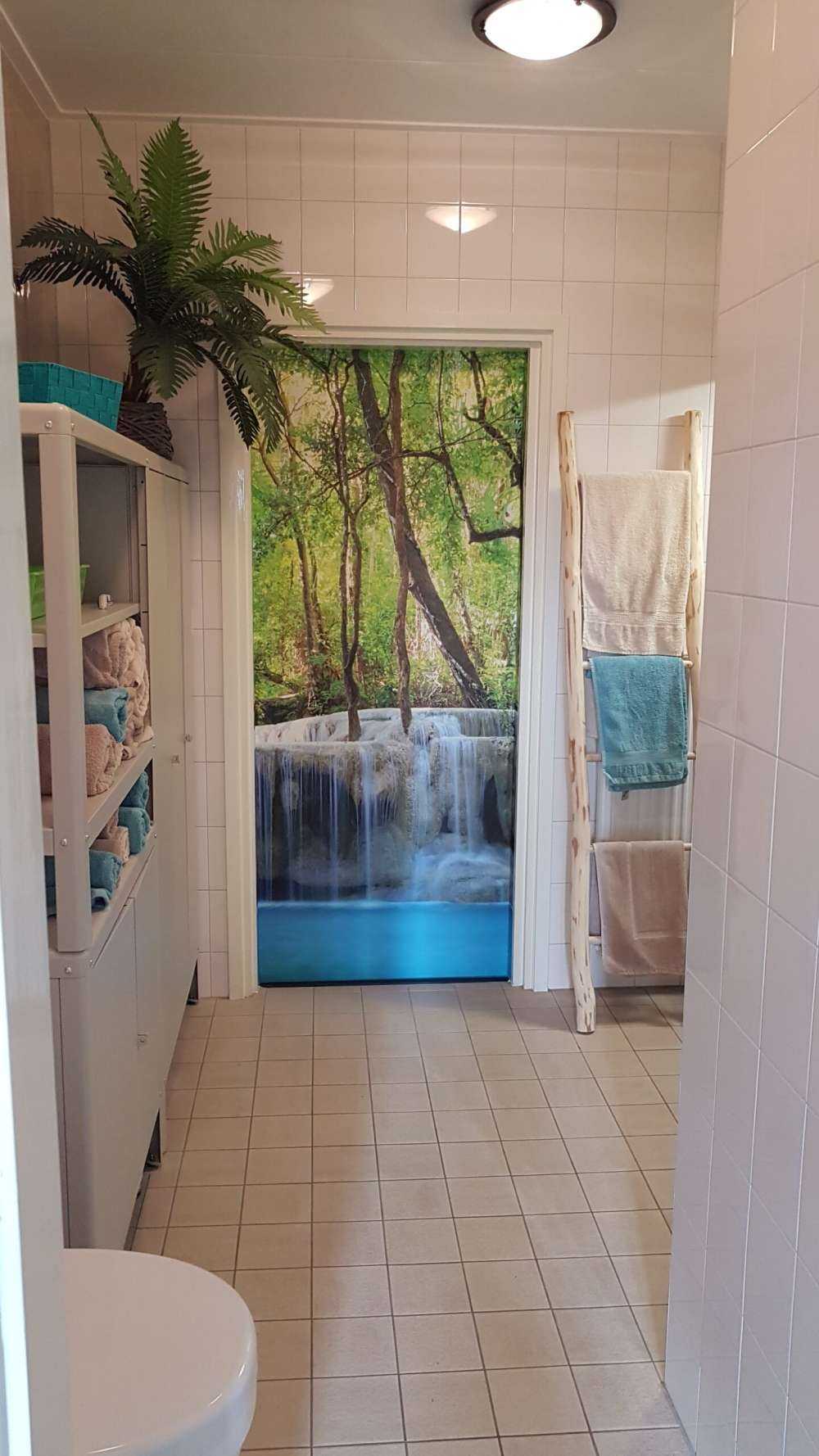 Exotiskt vattenfall