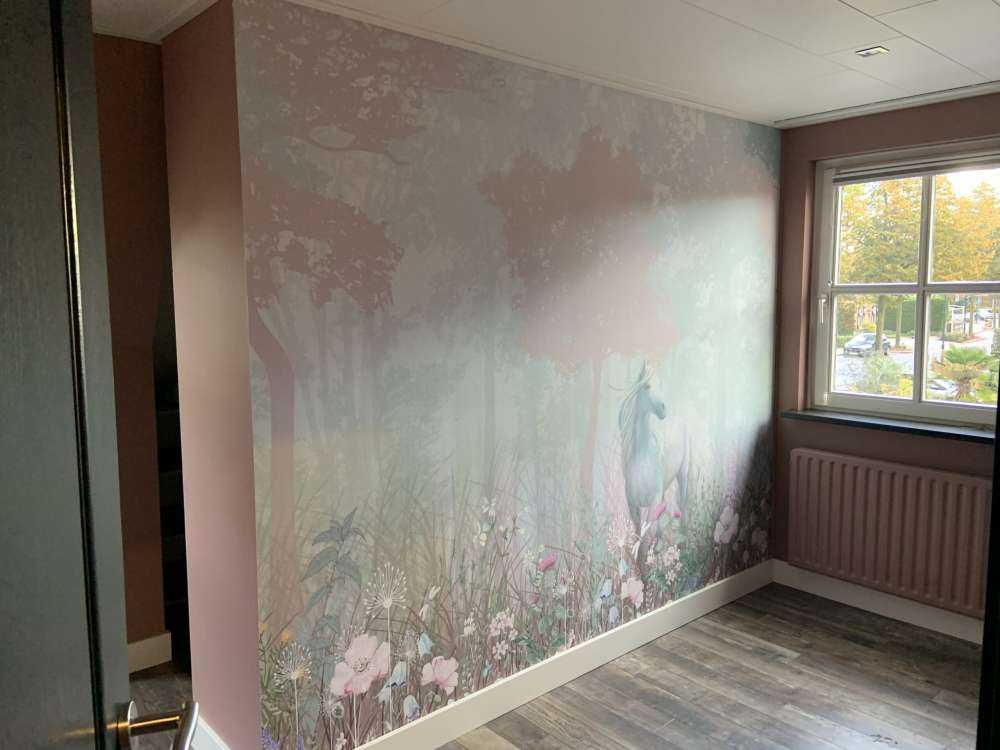 Blå och rosa skog