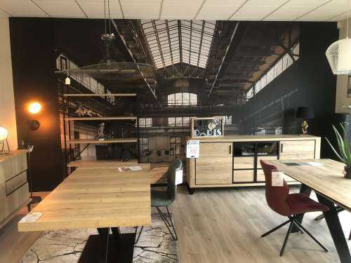 Forladt industrihal