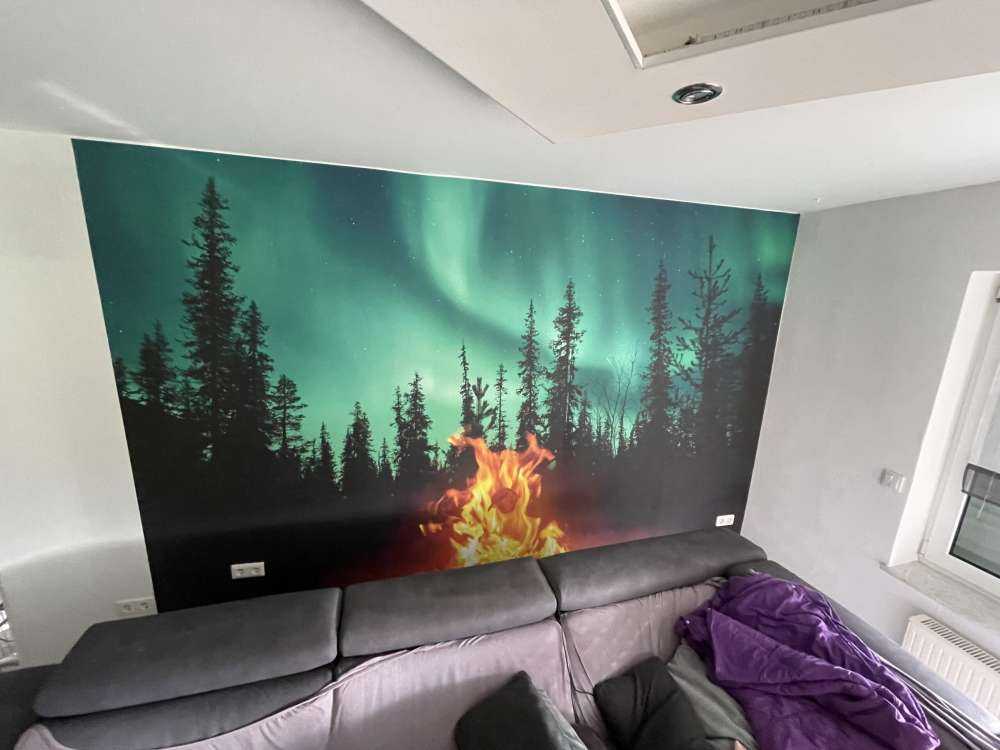 Bål under nordlyset