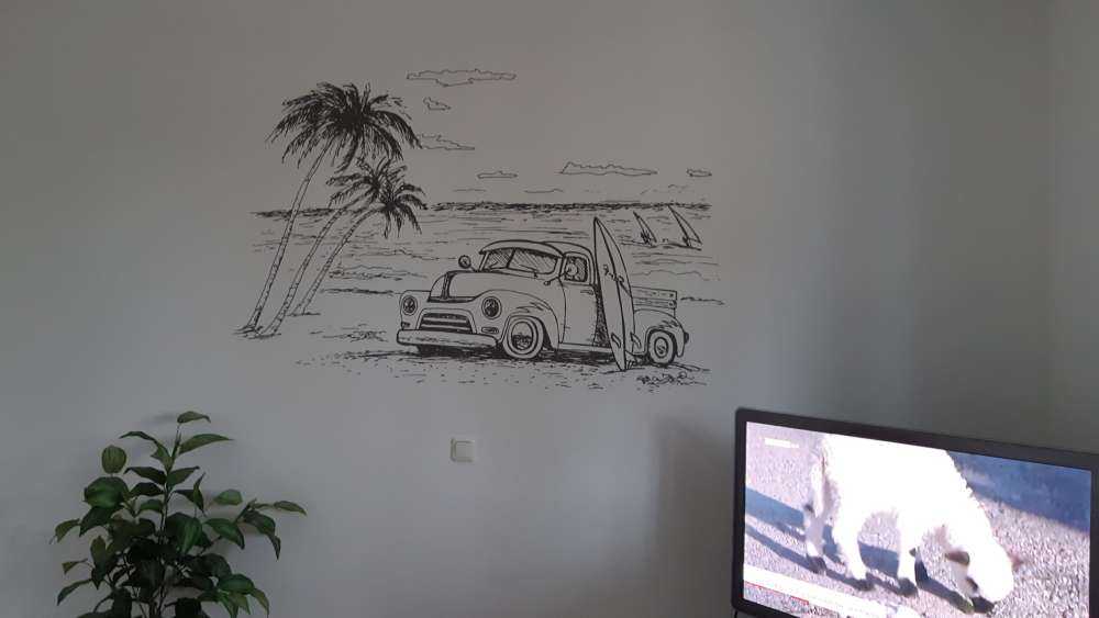 Tegnet strand i svart og hvitt