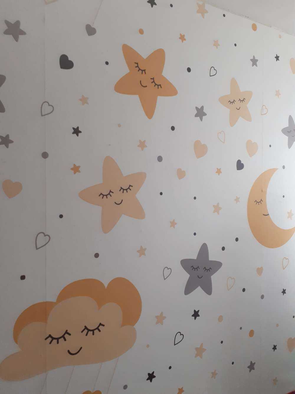 Skyer, måner og stjerner