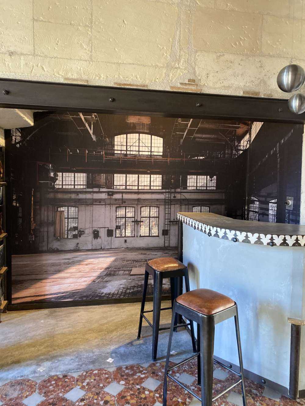 Forladt industrihal