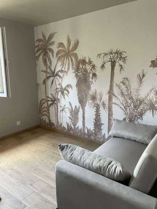 Jungle-tema i taupe