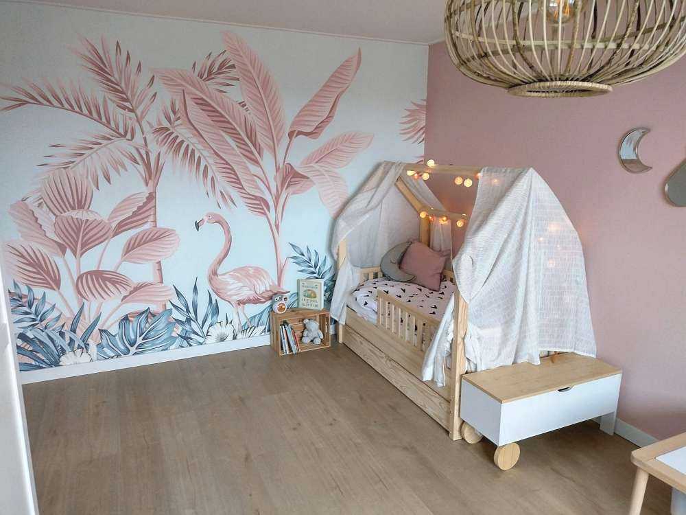 lyserød tropisk jungle