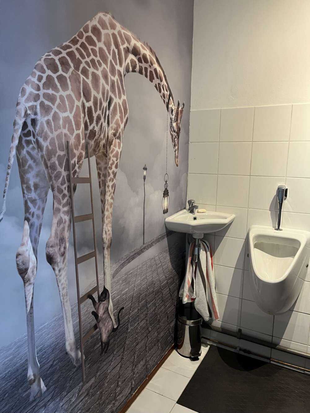 Fantasy landskap med djur