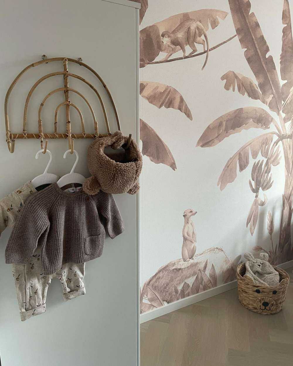 Små jungledyr i taupe