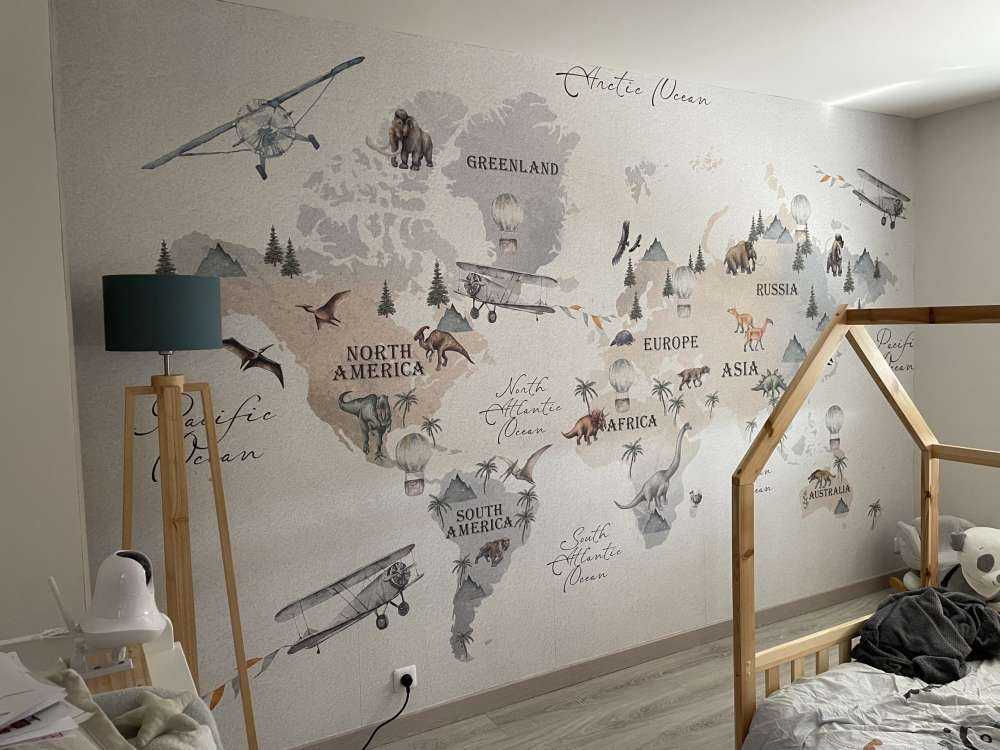 Världskarta med dinosaurier