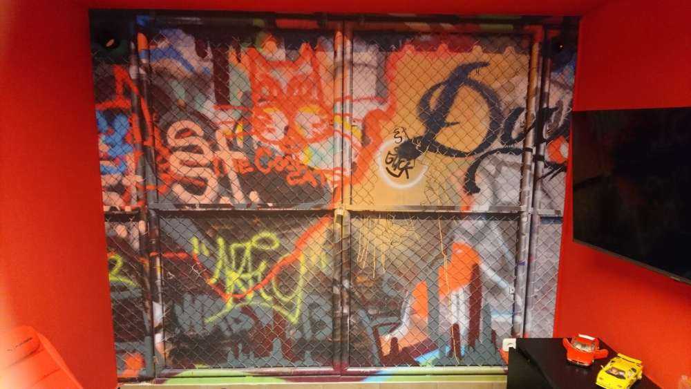 Graffiti på ståldøre