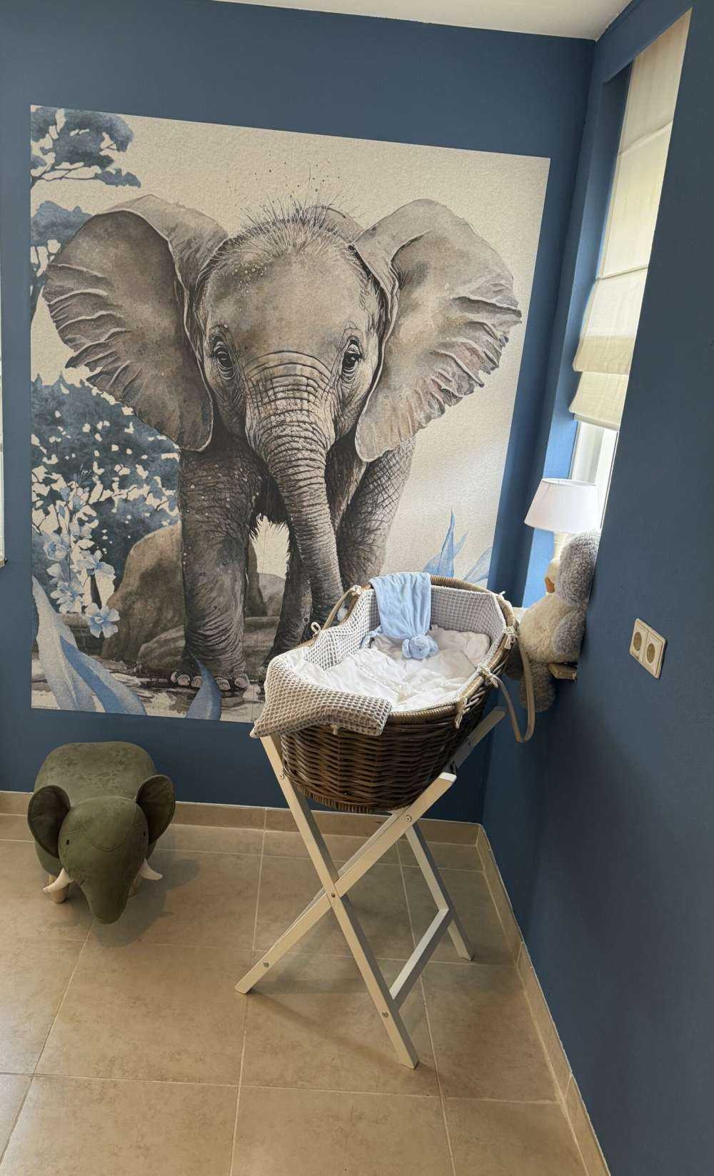 Elefant i djungeln blå