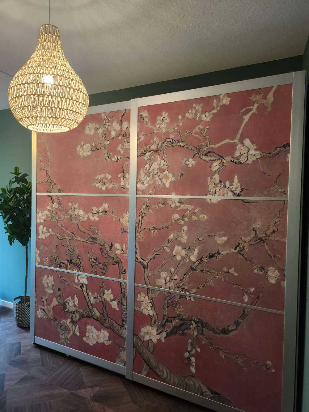 Fargerik mandelblomst