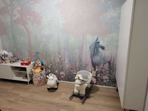 Blå och rosa skog