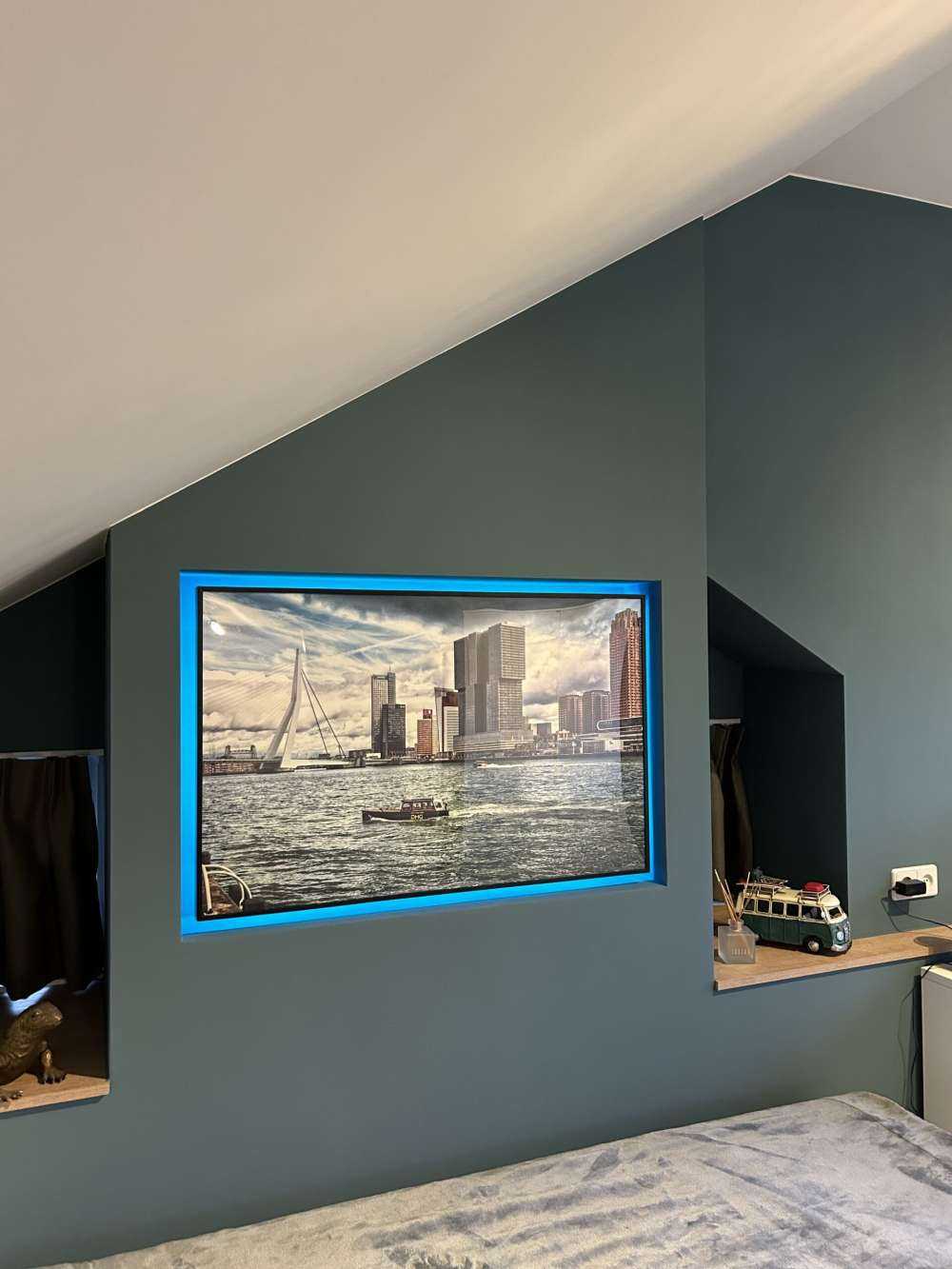 Skyline' Rotterdam med utsikt över Kop van Zuid i färg 