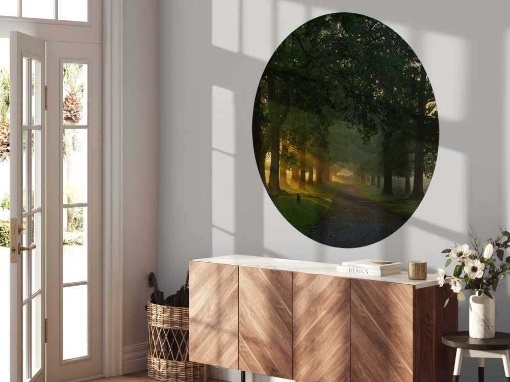 Endeløs sti med træer