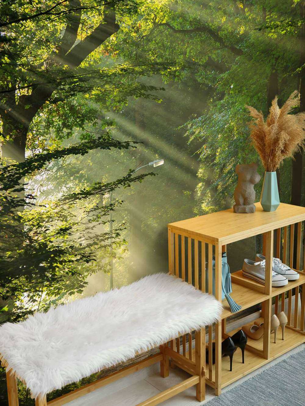 Solstrålar genom träden