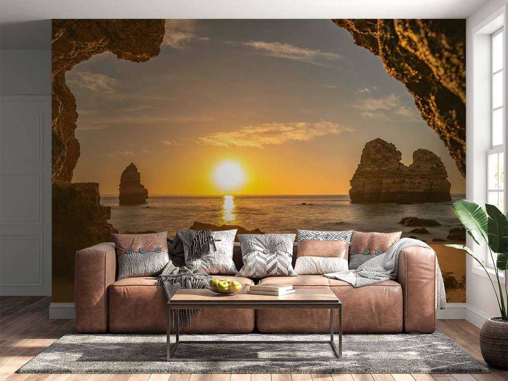 Soloppgang fra en hule