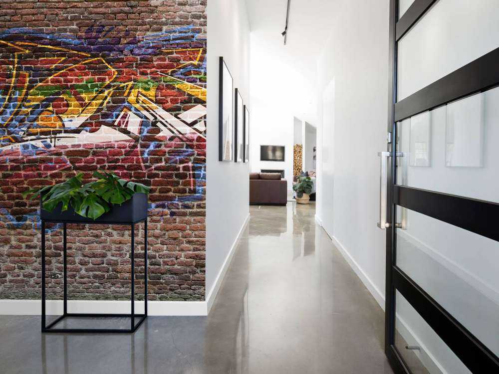 Graffiti på murvegg