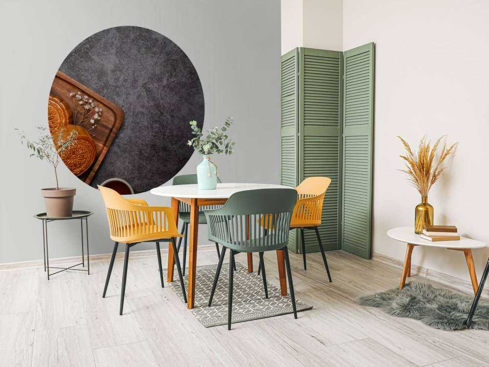 Månekaker på en svart benkeplate