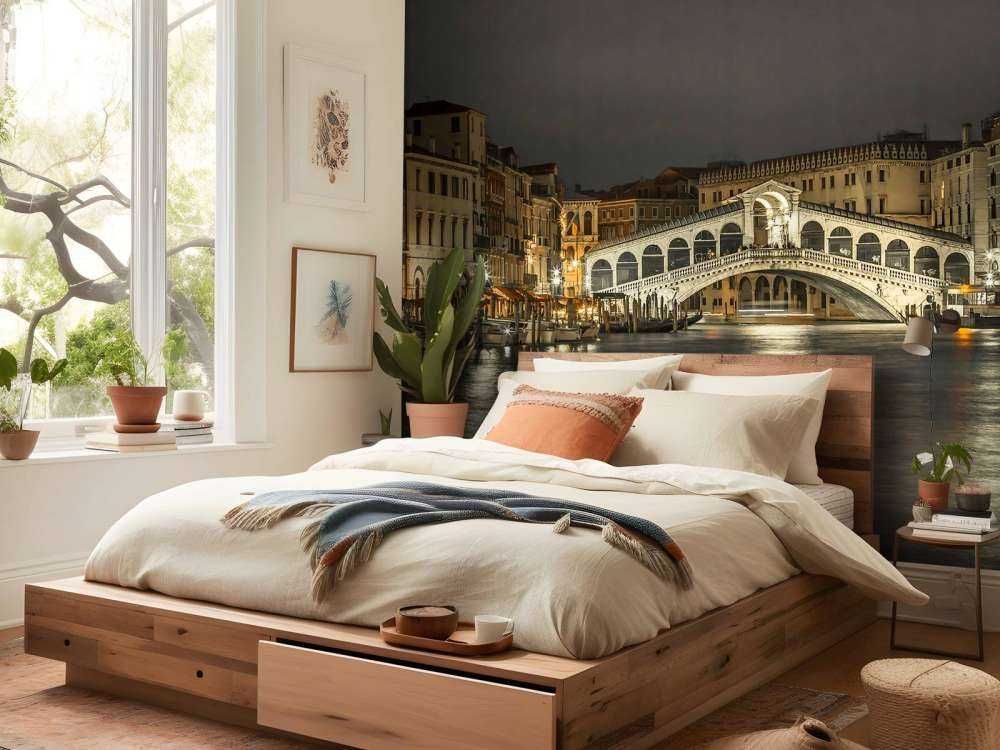 Rialtobroen om aftenen