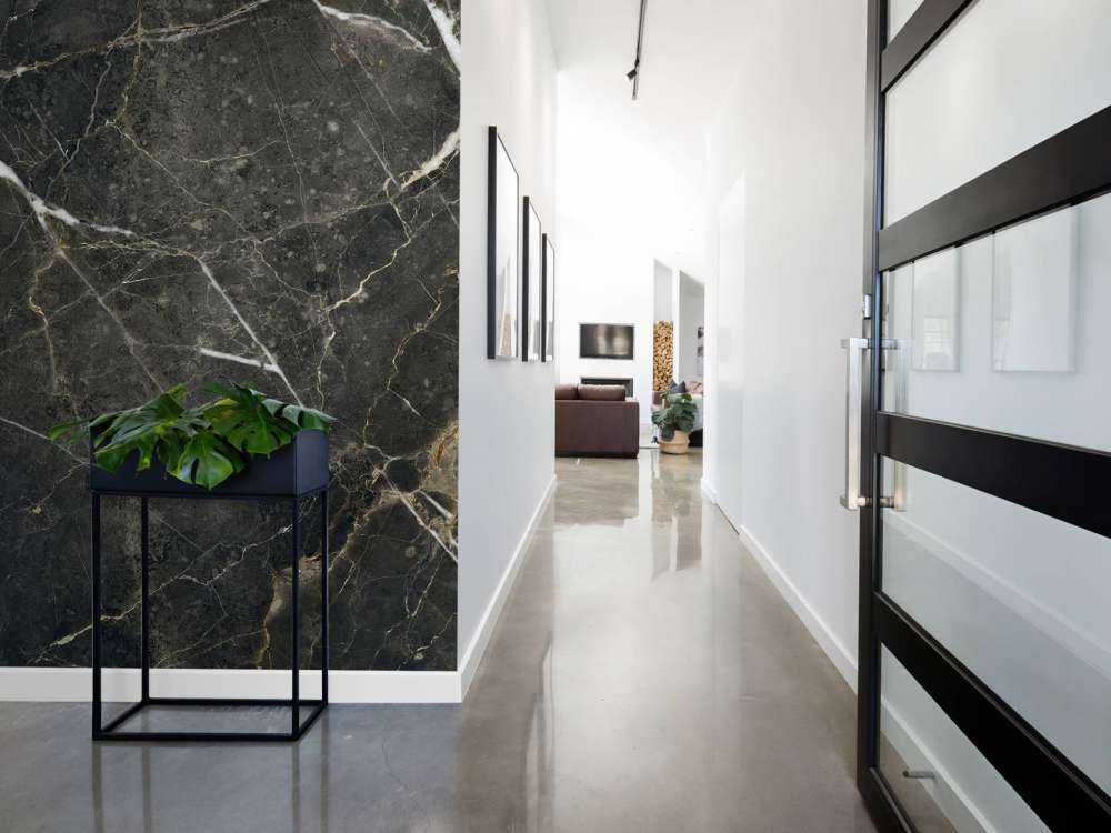 Marmor med linjestruktur