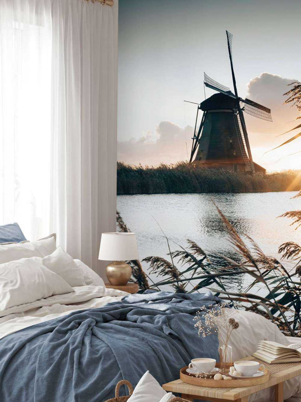 Vindmølle ved soloppgang