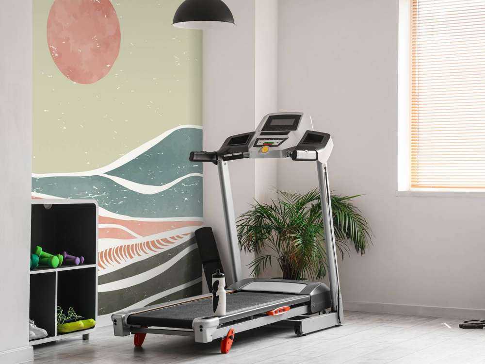 Farvede havbølger med en rød måne