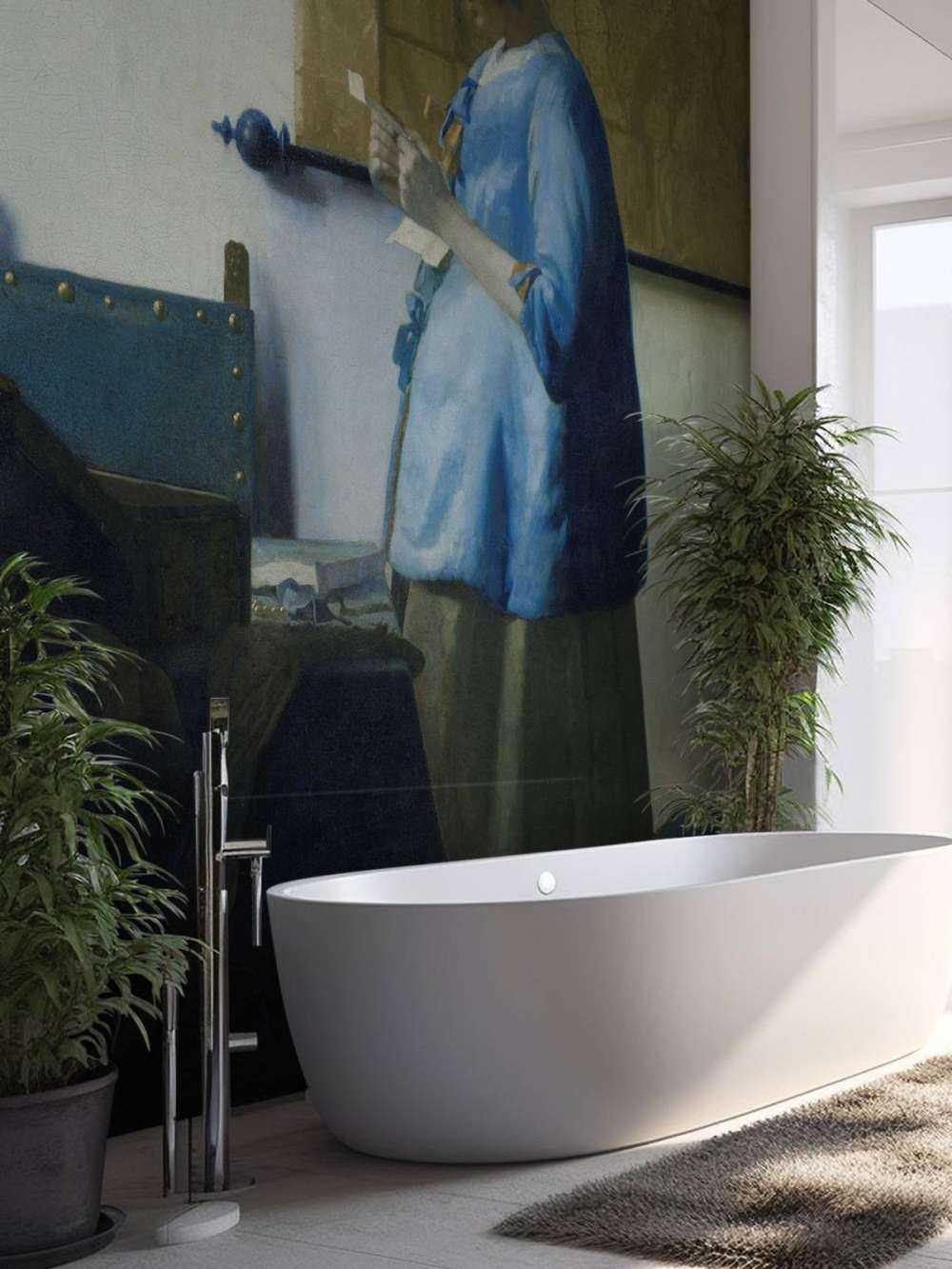 Kvinde, der læser et brev