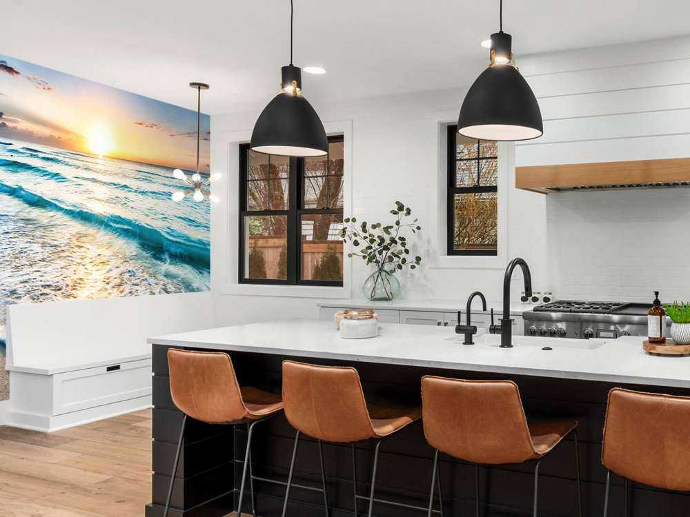 Solnedgång över lugnt hav