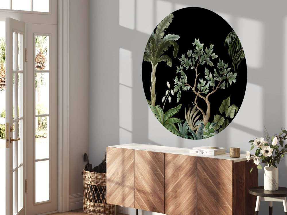 Träd med mörk bakgrund