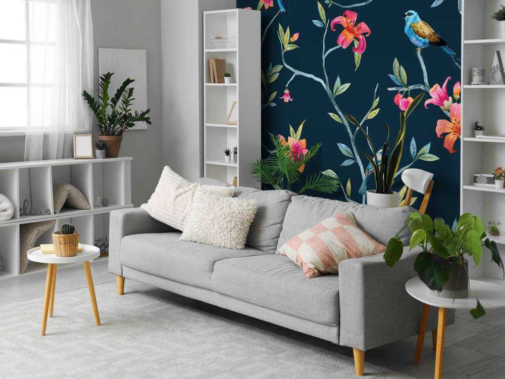 Tropiske blomster og fugle