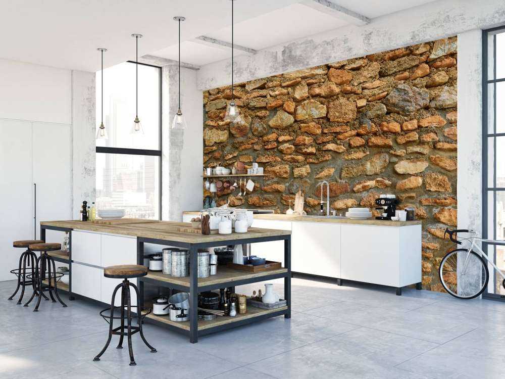 Vägg med grova stenar