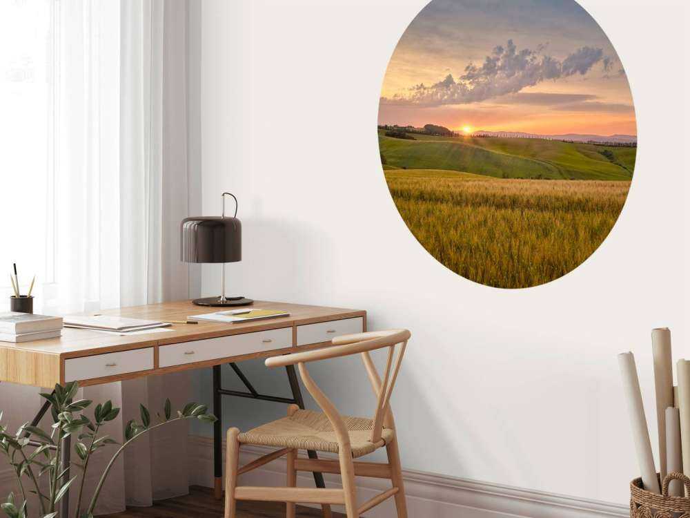 Solnedgang i italiensk landskab