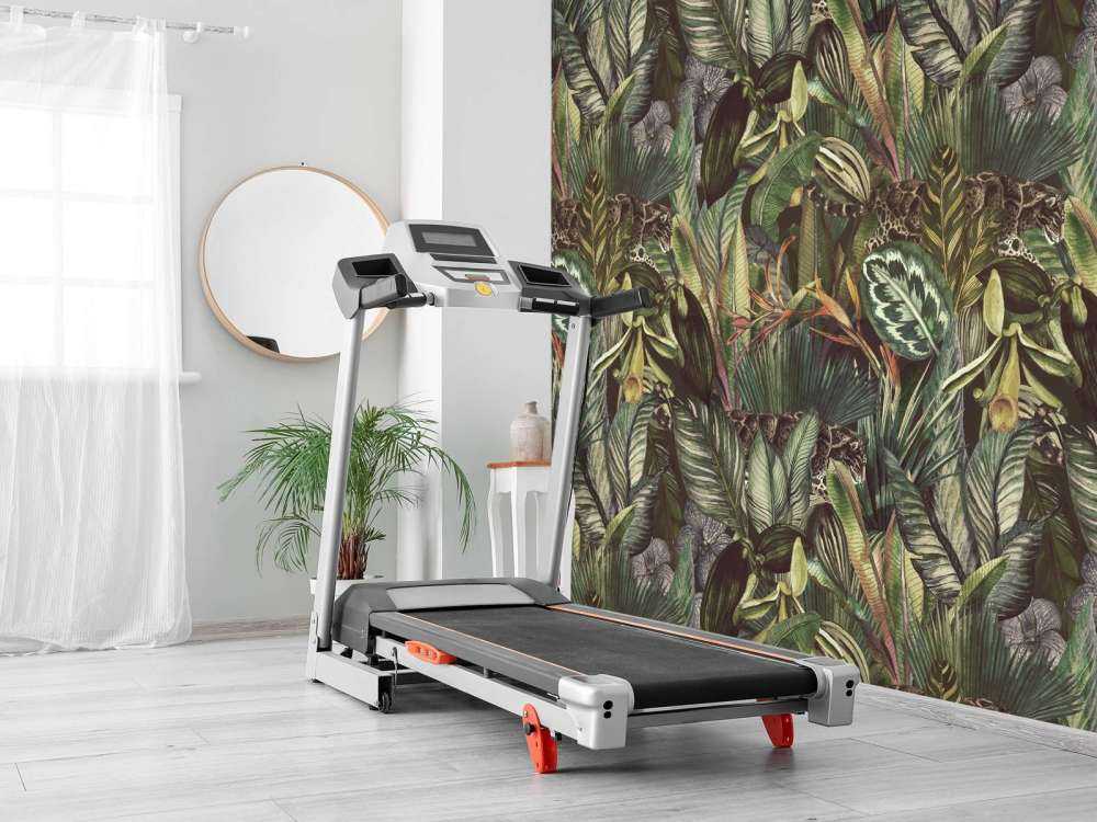 Leopard blant bladene