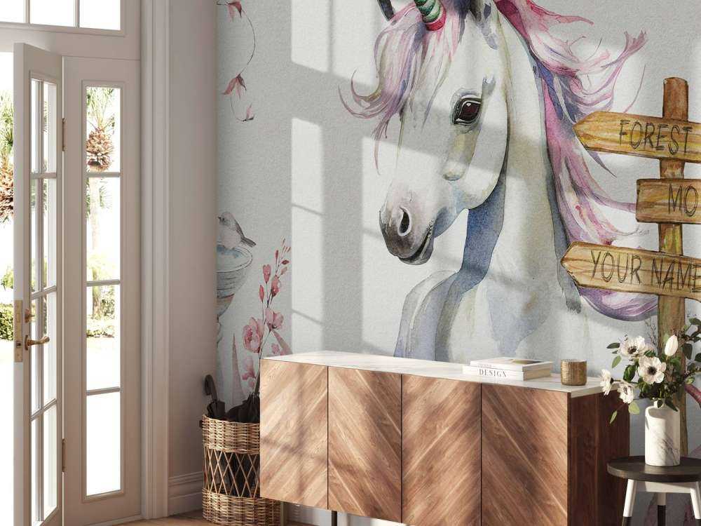 Enhjørningbaby med planter i rosa