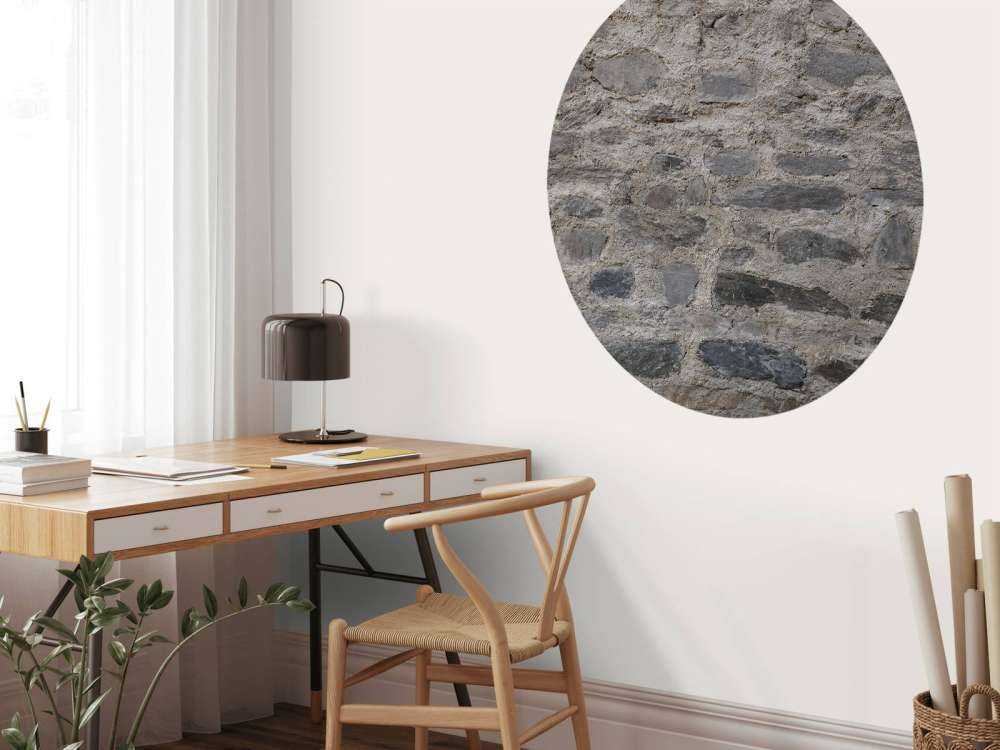 Vegg med grove steiner