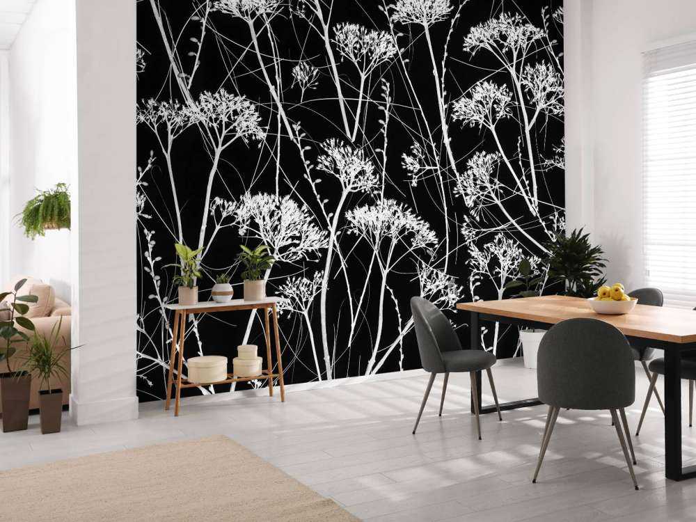 Siluett av torkade växter