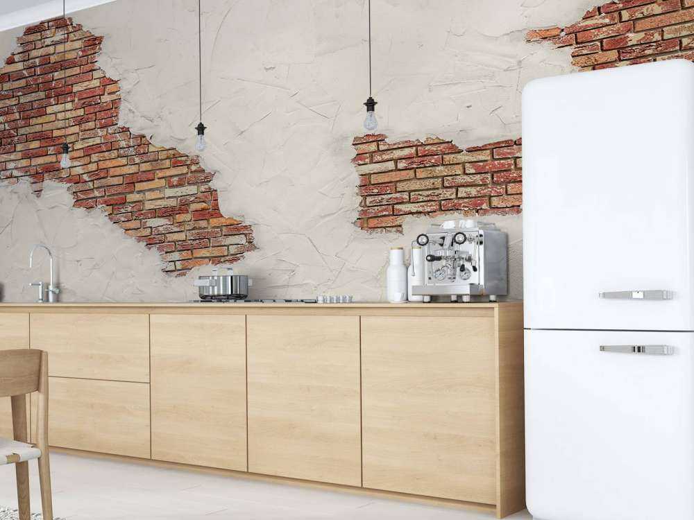 Tegelvägg med stuckatur