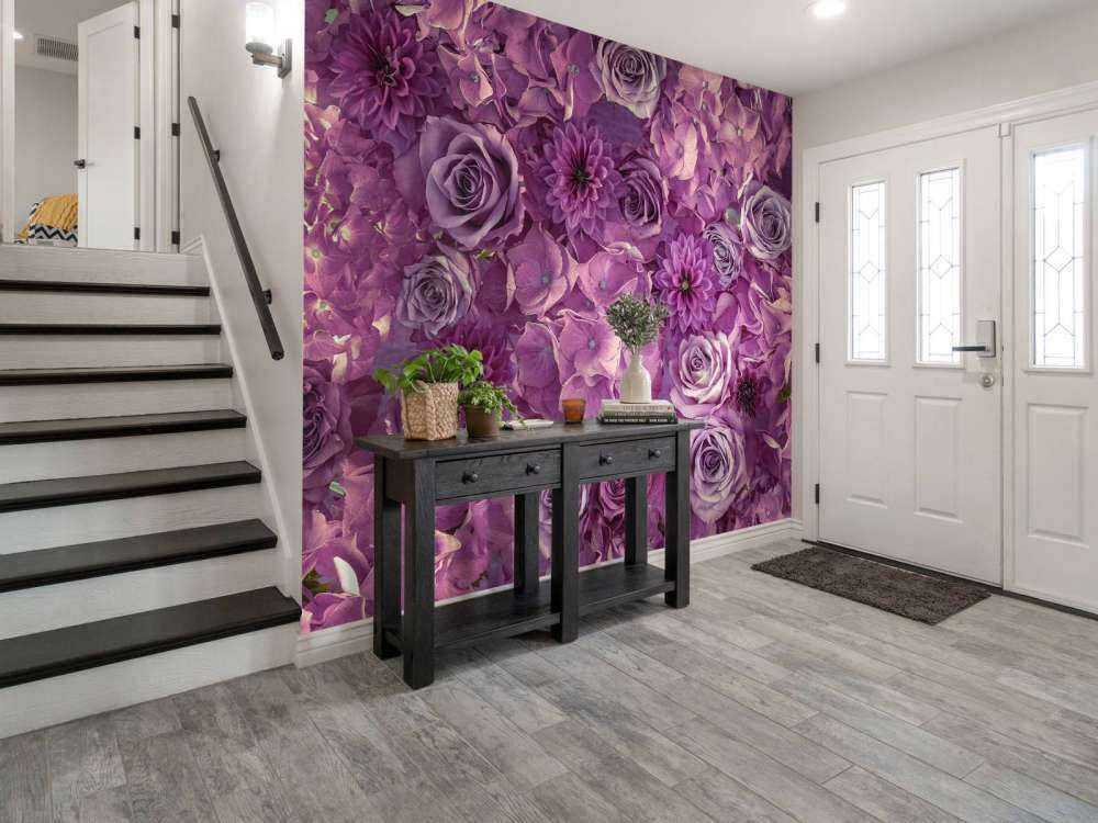 Lila hortensior, rosor och dahlior