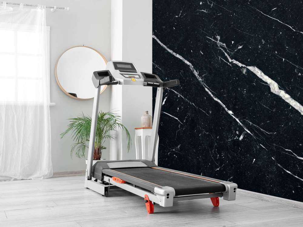 Mørk marmor med hvide årer