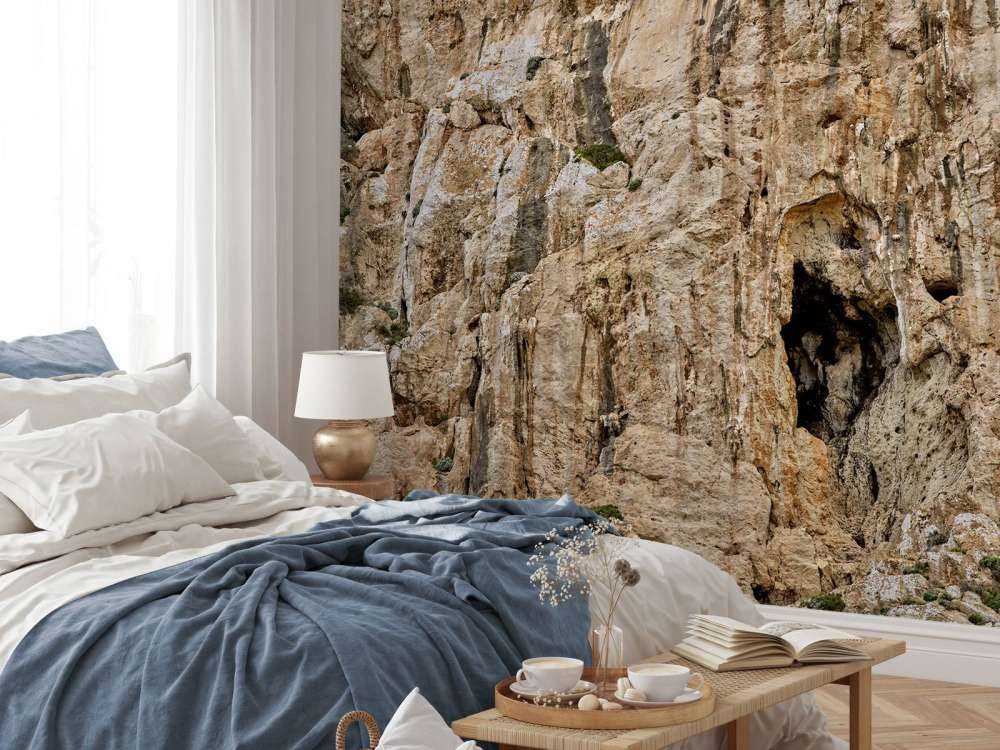 Grotte i en klippe