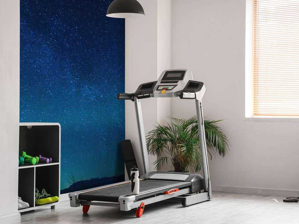 Stjerneklar himmel med nordlys